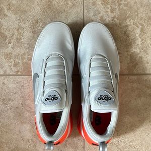 Nike’s ICONIC Adapt Auto Max Sneakers